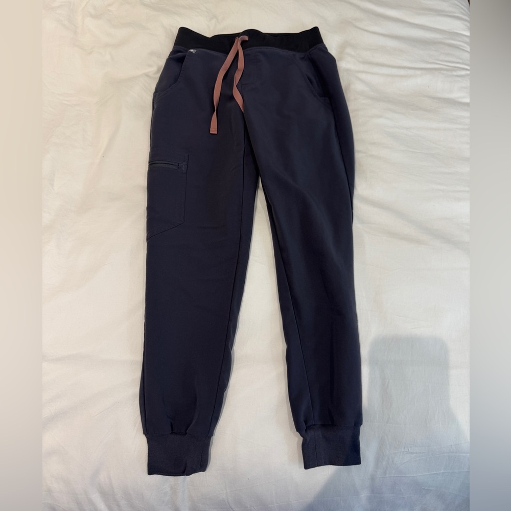 FIGS Charcoal gray scrub pants